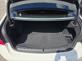 BMW 330 i Sport Line, снимка 15
