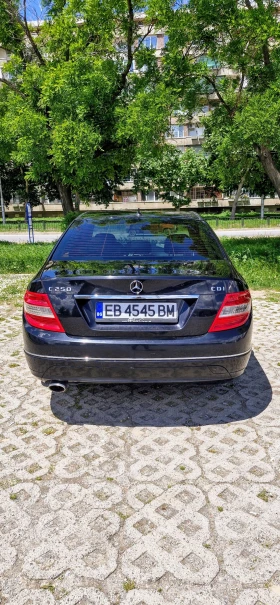 Mercedes-Benz C 250, снимка 3