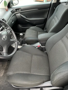 Toyota Avensis 1.8 I. Facelift. Седан, снимка 9