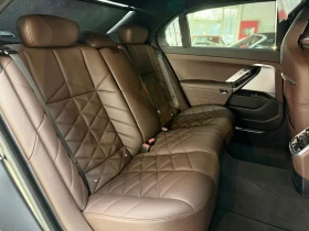 BMW i7 xDRIVE60/544HP/SKY/TV/360/B&W/FROZEN/191z | Auto.bg — изображение 10
