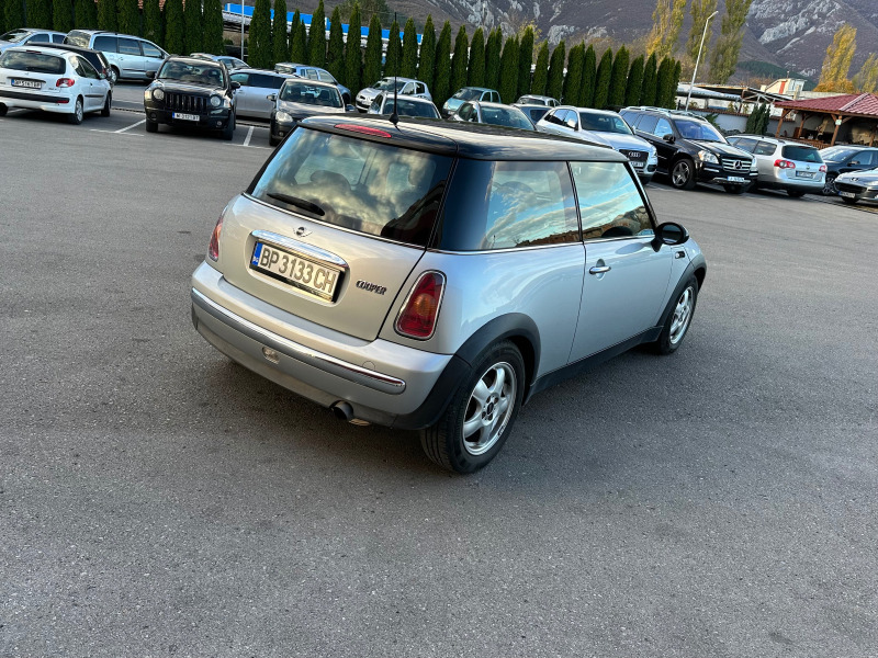 Mini Cooper 1.6i - КЛИМАТИК - УНИКАТ, снимка 5 - Автомобили и джипове - 43067959