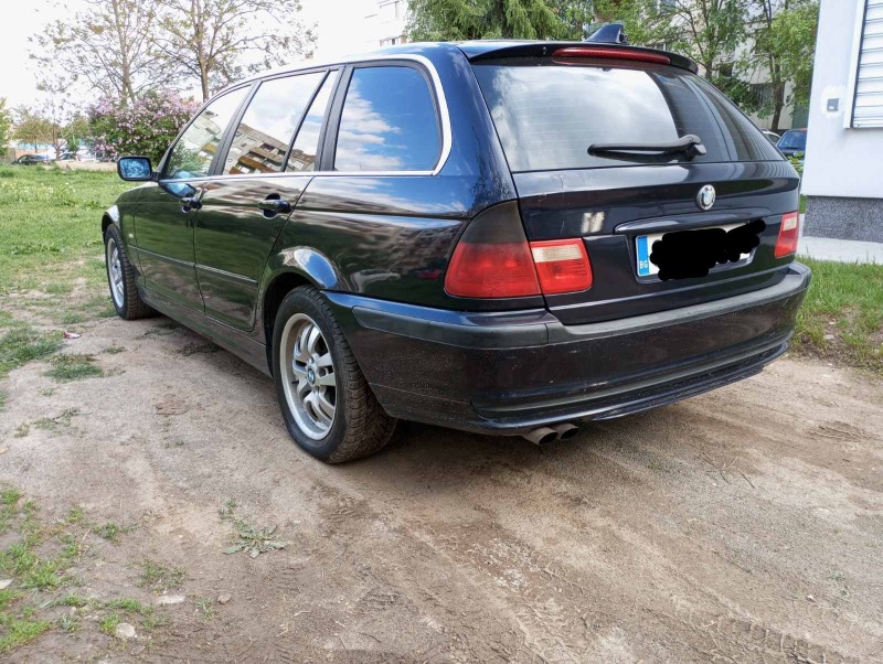 BMW 320 Газ/Бензин, снимка 4 - Автомобили и джипове - 45430487