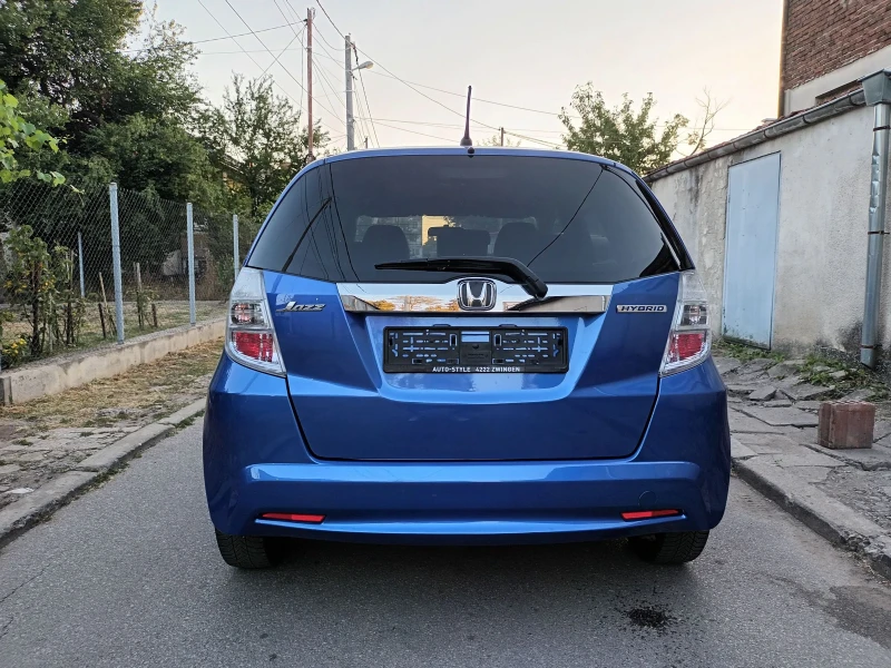 Honda Jazz Hybrid, снимка 4 - Автомобили и джипове - 47396516