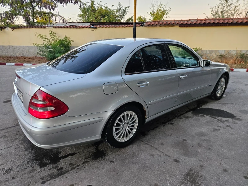 Mercedes-Benz E 220 ЛИЗИНГ, снимка 4 - Автомобили и джипове - 47689197