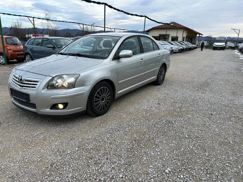 Toyota Avensis 1.8 I. Facelift. Седан, снимка 3 - Автомобили и джипове - 48558205