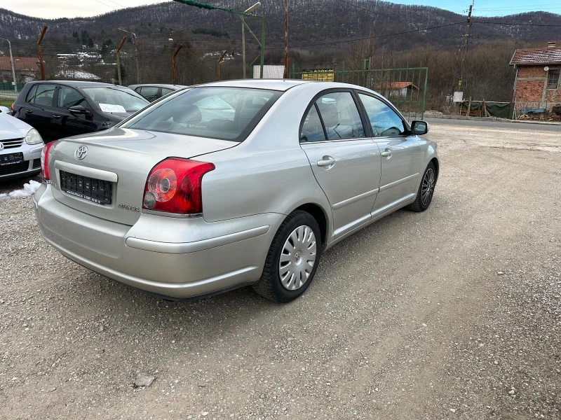 Toyota Avensis 1.8 I. Facelift. Седан, снимка 4 - Автомобили и джипове - 48558205