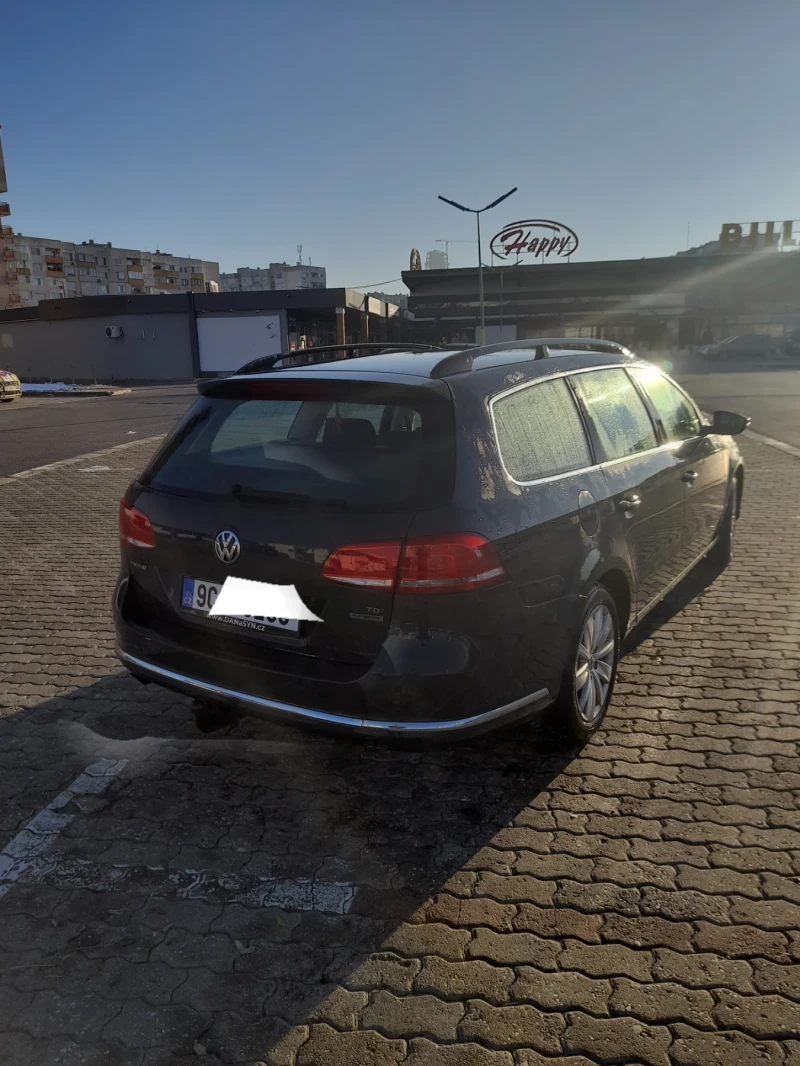 VW Passat, снимка 5 - Автомобили и джипове - 48650474