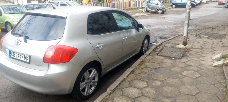 Toyota Auris, снимка 4 - Автомобили и джипове - 48886477