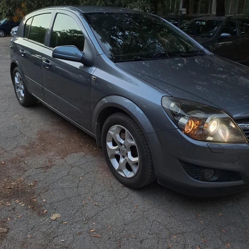 Opel Astra H, снимка 5 - Автомобили и джипове - 48969651