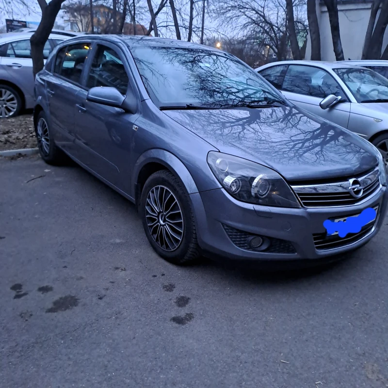 Opel Astra H, снимка 9 - Автомобили и джипове - 48969651