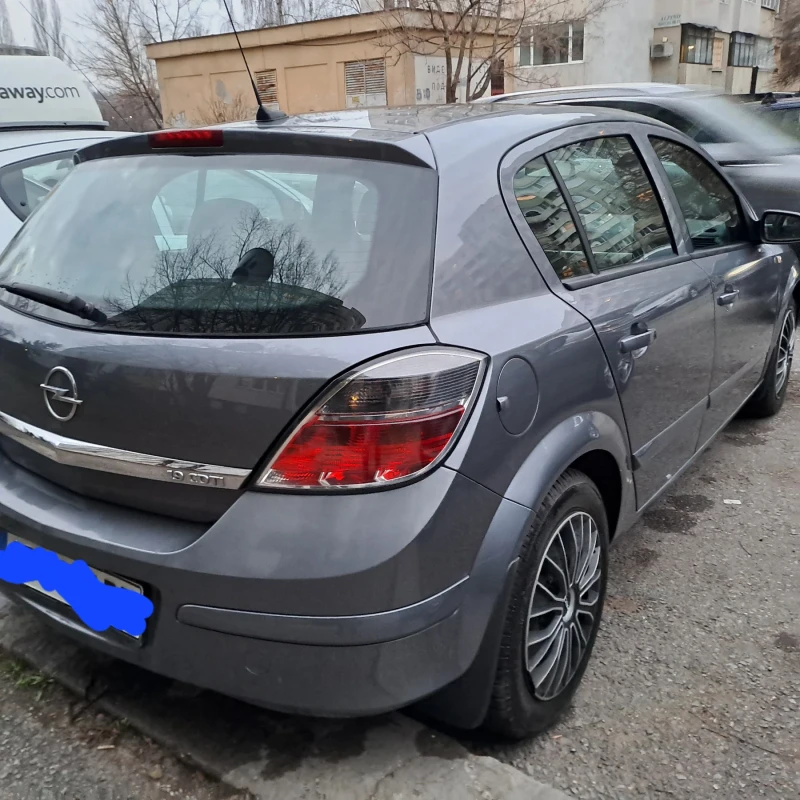 Opel Astra H, снимка 7 - Автомобили и джипове - 48969651