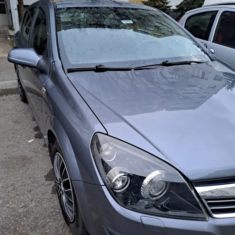 Opel Astra H, снимка 1 - Автомобили и джипове - 48969651