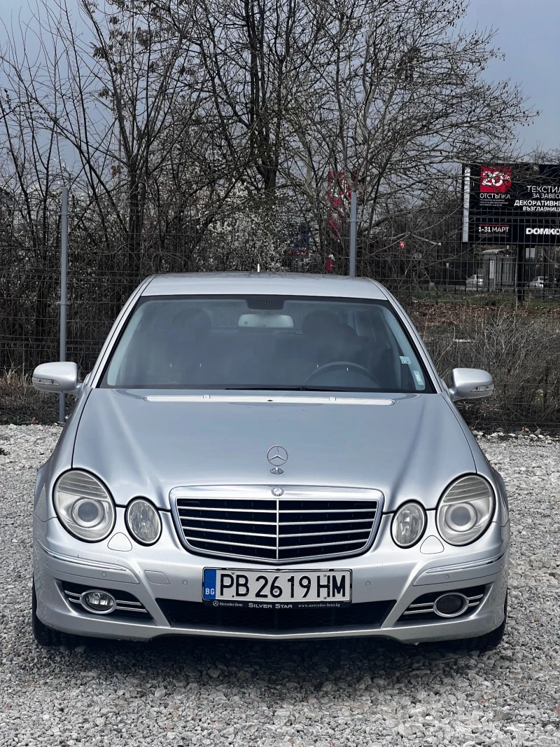 Mercedes-Benz E 320, снимка 3 - Автомобили и джипове - 49518635