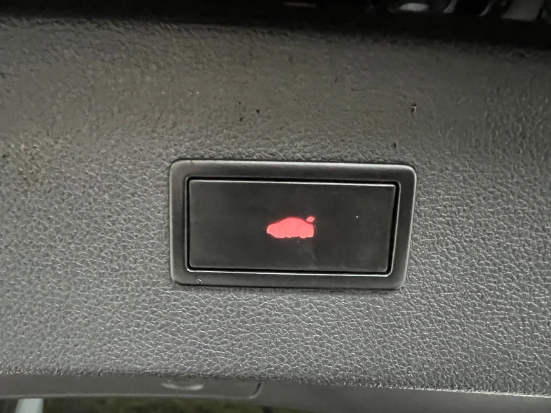 Audi A7 3.0 TFSI / НАВИ / КОЖА / КАМЕРА / РЕАЛНИ КИЛОМЕТРИ, снимка 16 - Автомобили и джипове - 51485100