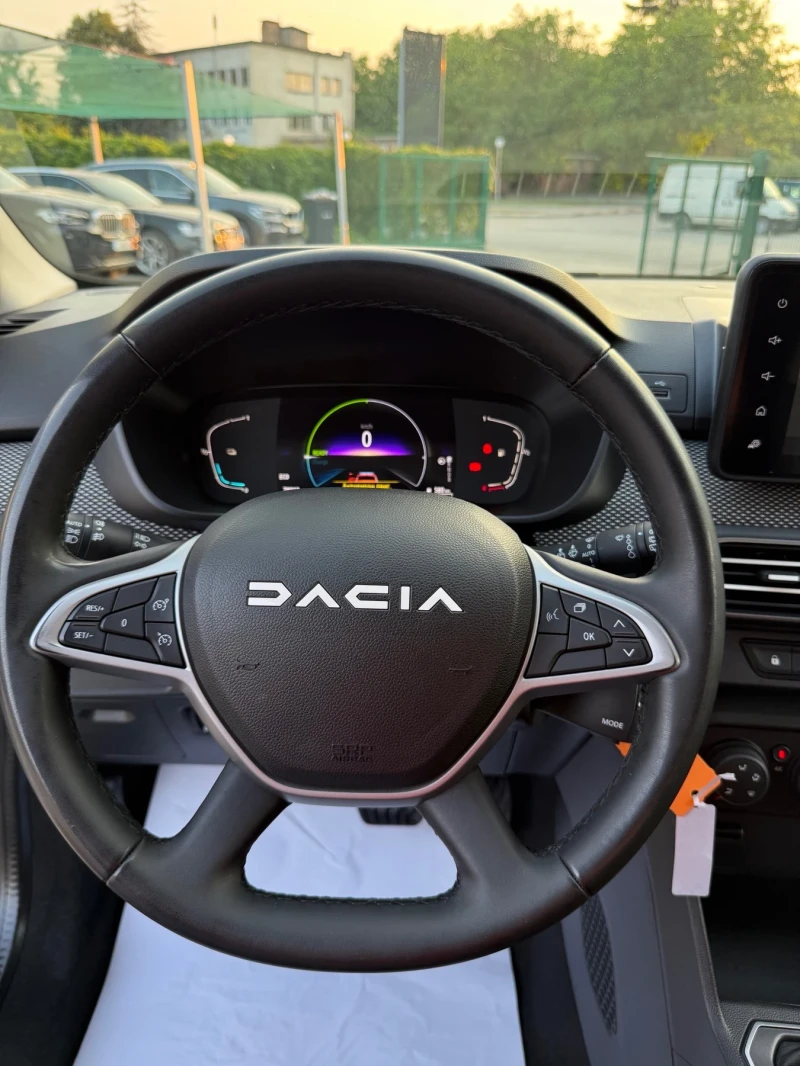 Dacia Jogger 1, 6 АВТОМАТИК   6 месеца гаранция, снимка 8 - Автомобили и джипове - 50730262
