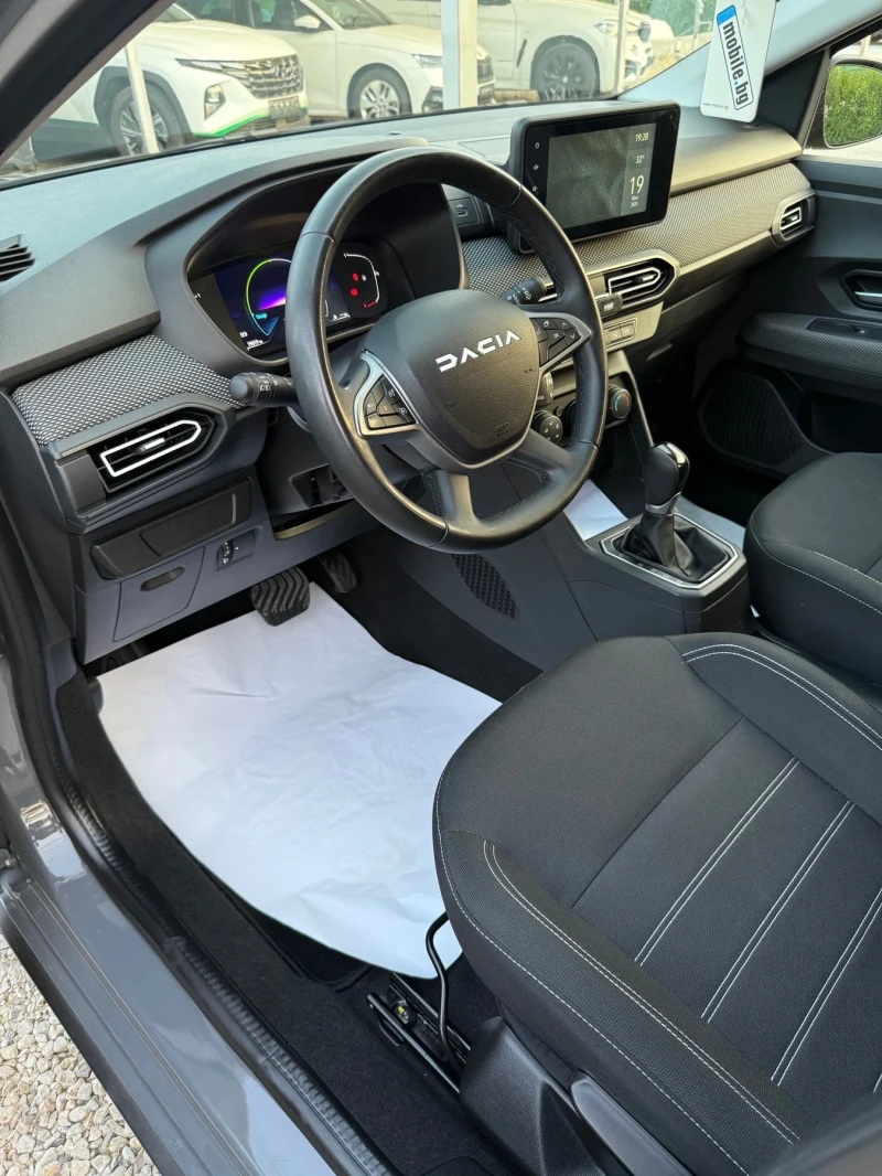 Dacia Jogger 1, 6 АВТОМАТИК   6 месеца гаранция, снимка 9 - Автомобили и джипове - 50730262
