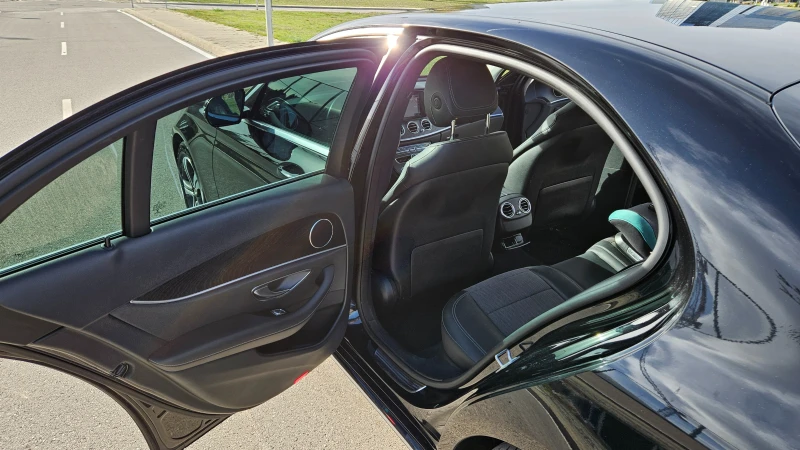 Mercedes-Benz E 200 Avantgarde EQ Boost, снимка 12 - Автомобили и джипове - 52453193