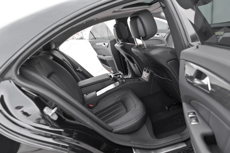 Mercedes-Benz CLS 350 AMG , снимка 13 - Автомобили и джипове - 52670658