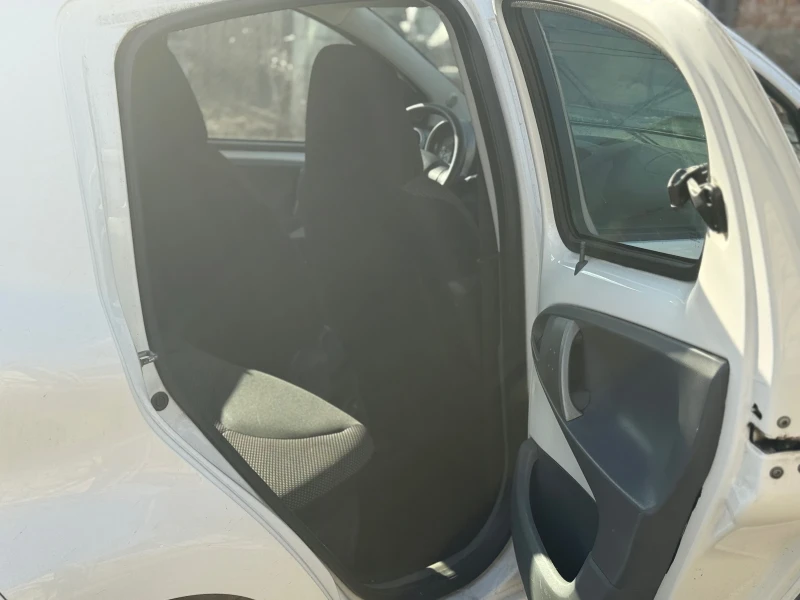 Toyota Aygo Top, снимка 7 - Автомобили и джипове - 52828919