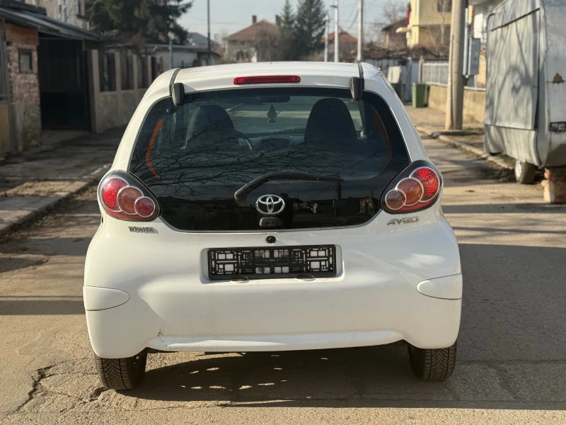 Toyota Aygo Top, снимка 4 - Автомобили и джипове - 52828919