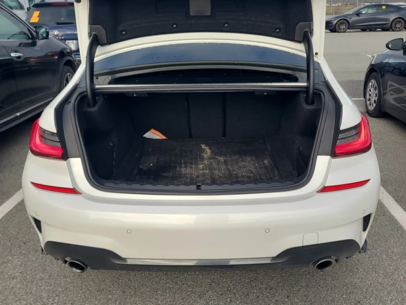 BMW 330 * 330I XDRIVE * CARFAX * ЦЕНА ДО БГ, снимка 14 - Автомобили и джипове - 53014223