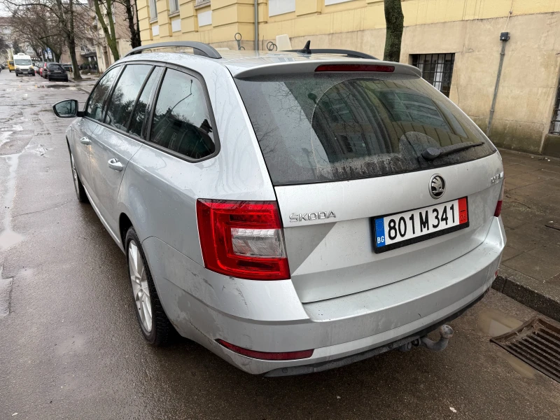 Skoda Octavia, снимка 4 - Автомобили и джипове - 53283316