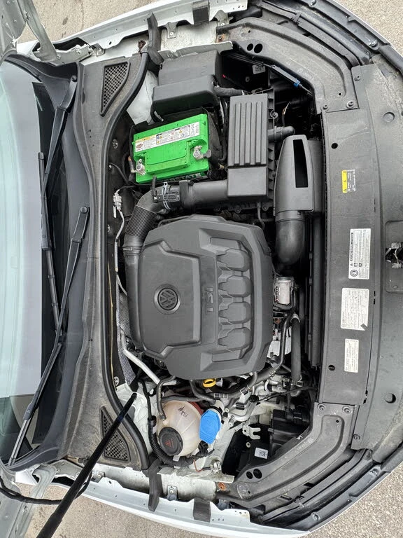 VW Passat 2.0T* FWD* Wolfsburg* АвтоКредит * (ЦЕНА ДО БГ), снимка 16 - Автомобили и джипове - 54633671