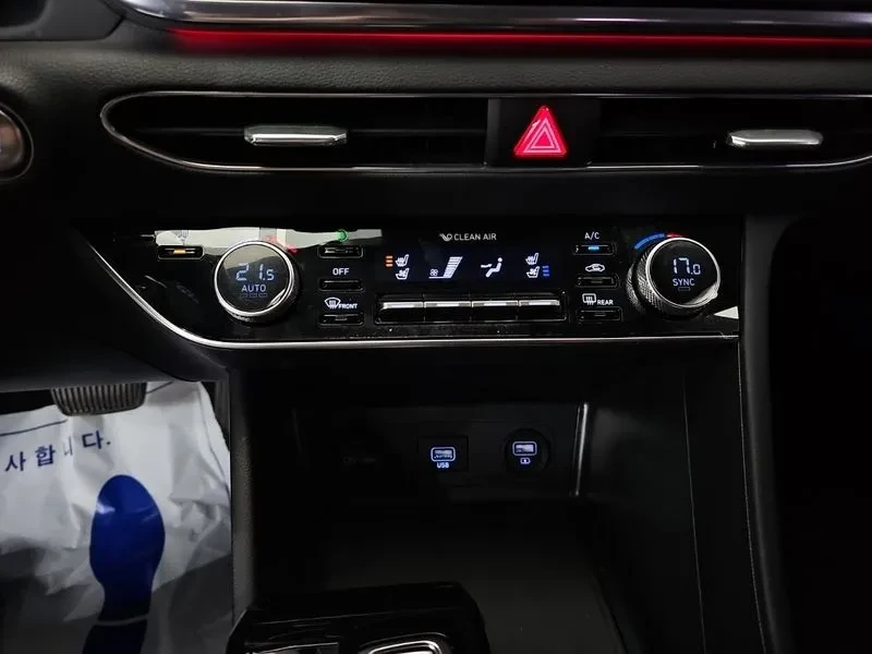 Hyundai Sonata 2.0 Premium, снимка 10 - Автомобили и джипове - 56130688