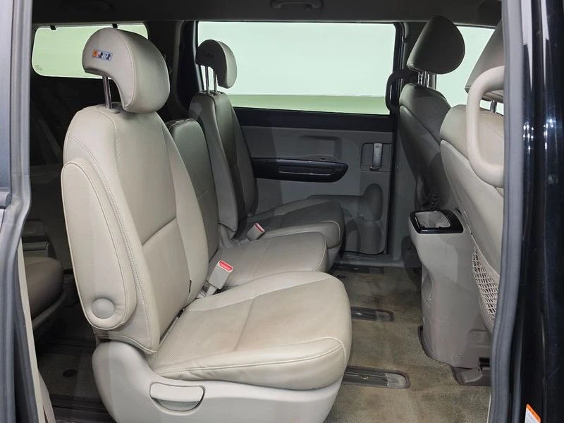 Kia Carnival 11-seater Prestige| 197к.с., снимка 12 - Автомобили и джипове - 56165017