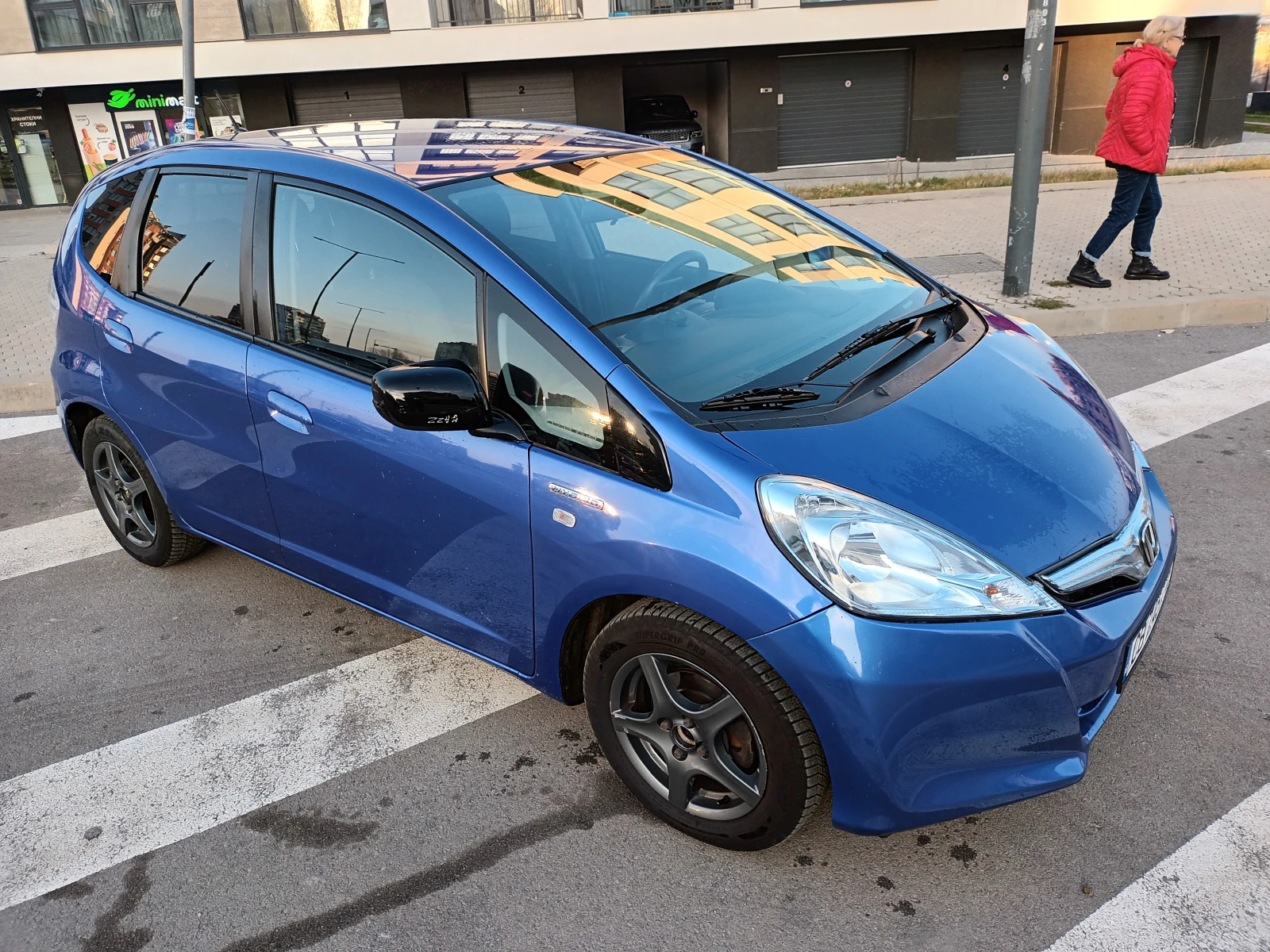 Honda Jazz Hybrid - изображение 6