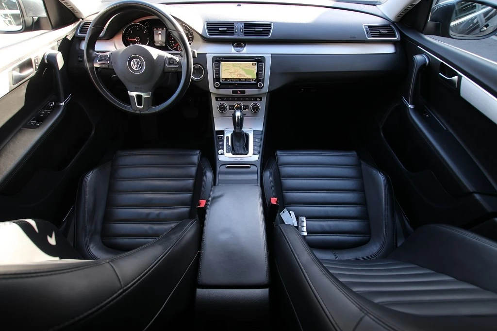 VW Passat 2.0TDI/170/4MOTION/SWISS - изображение 8