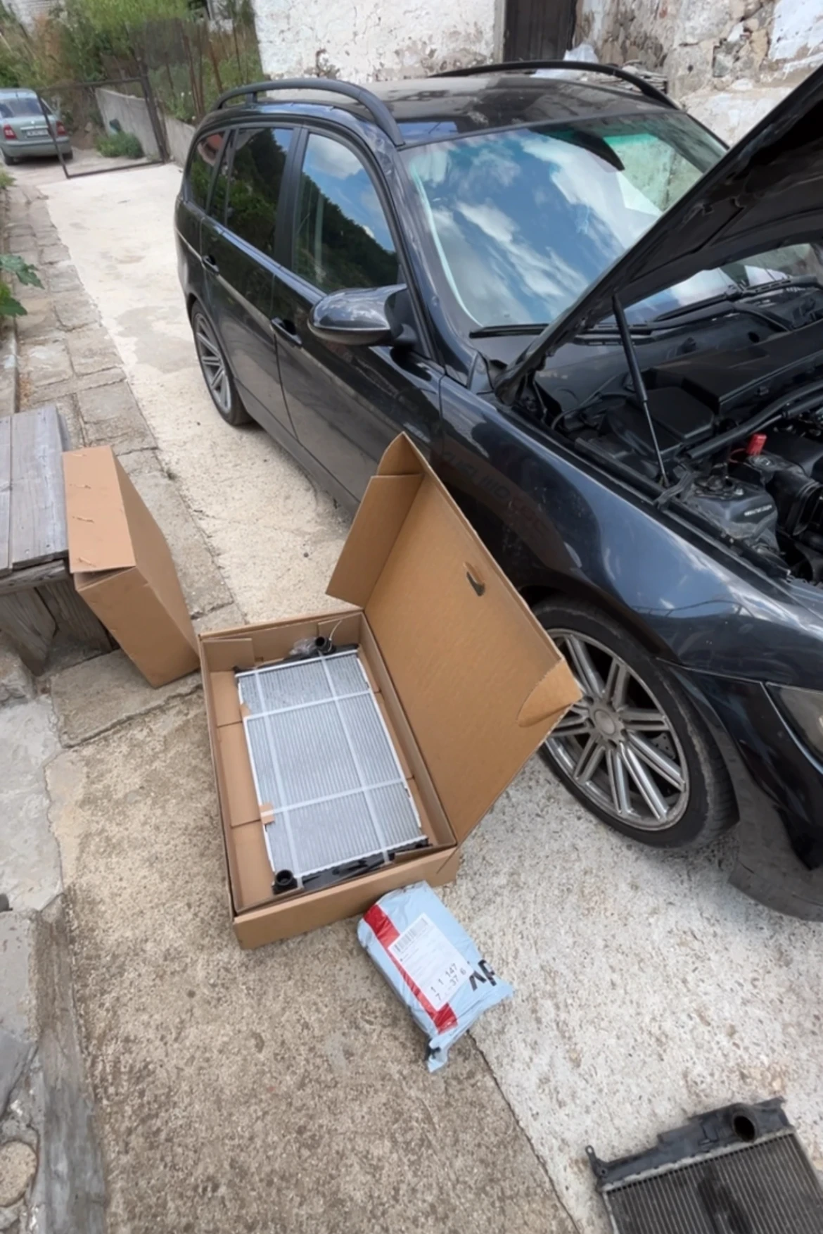 BMW 320 320d 163кс ръчка задно - изображение 5