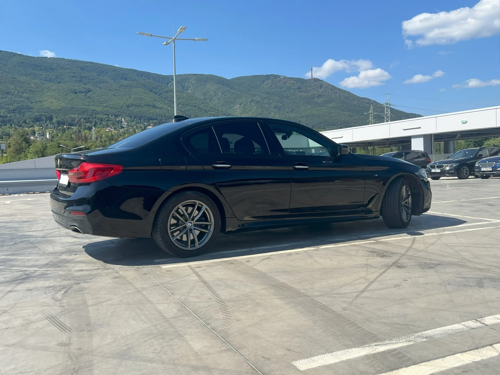 BMW 540 d MSport Individual Закупена от БМВ в България  - изображение 4