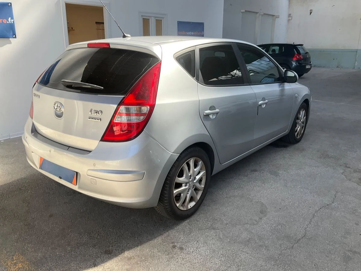 Hyundai I20 1.6 CRDi Comfort - изображение 4