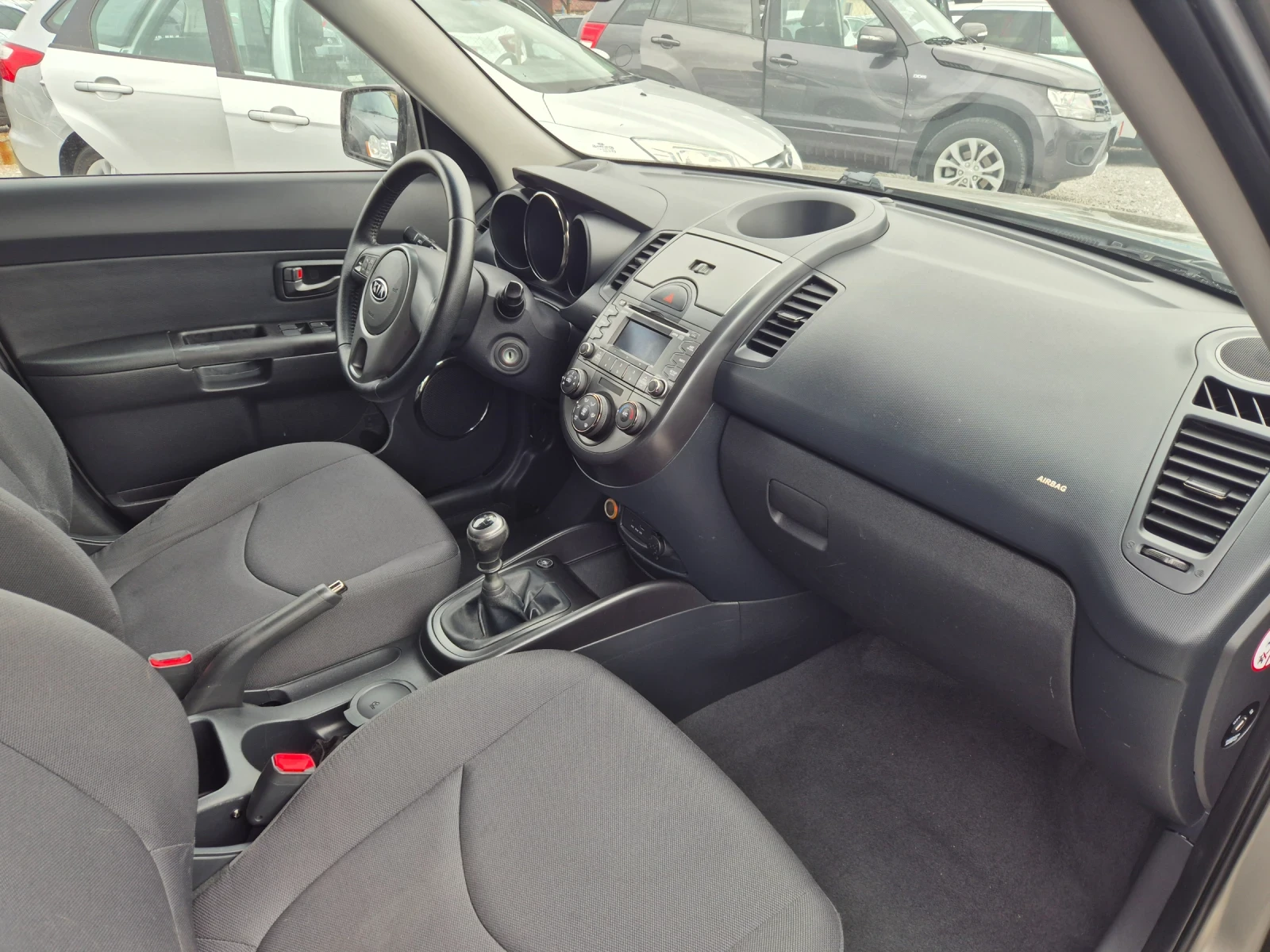 Kia Soul 1.6  | Mobile.bg   13