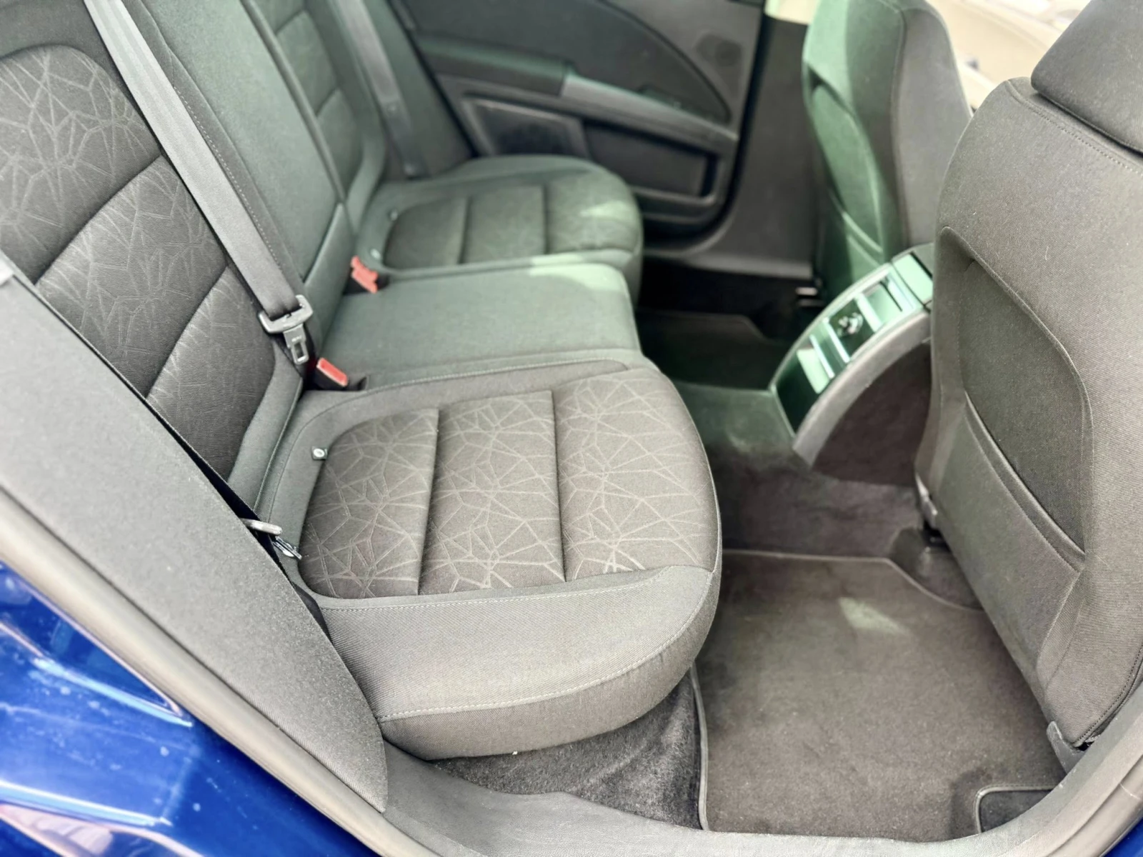 Skoda Superb 1.8 6-�������� | Mobile.bg � ����������� 14