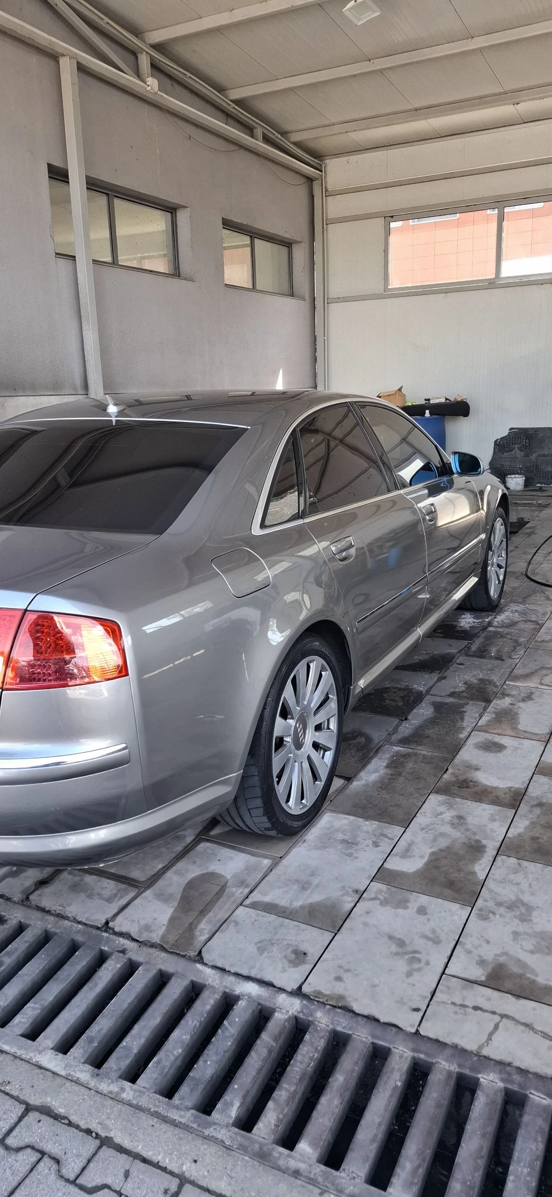 Audi A8  - изображение 5