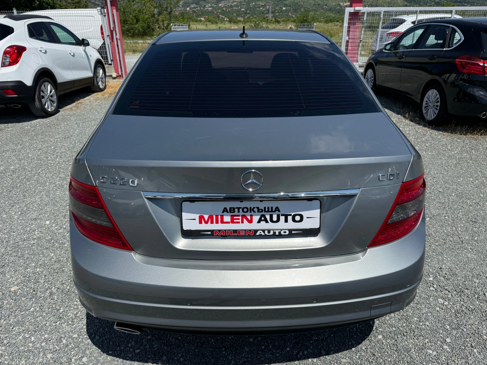 Mercedes-Benz C 220 (KATO НОВА)^(AMG), снимка 7 - Автомобили и джипове - 53799222