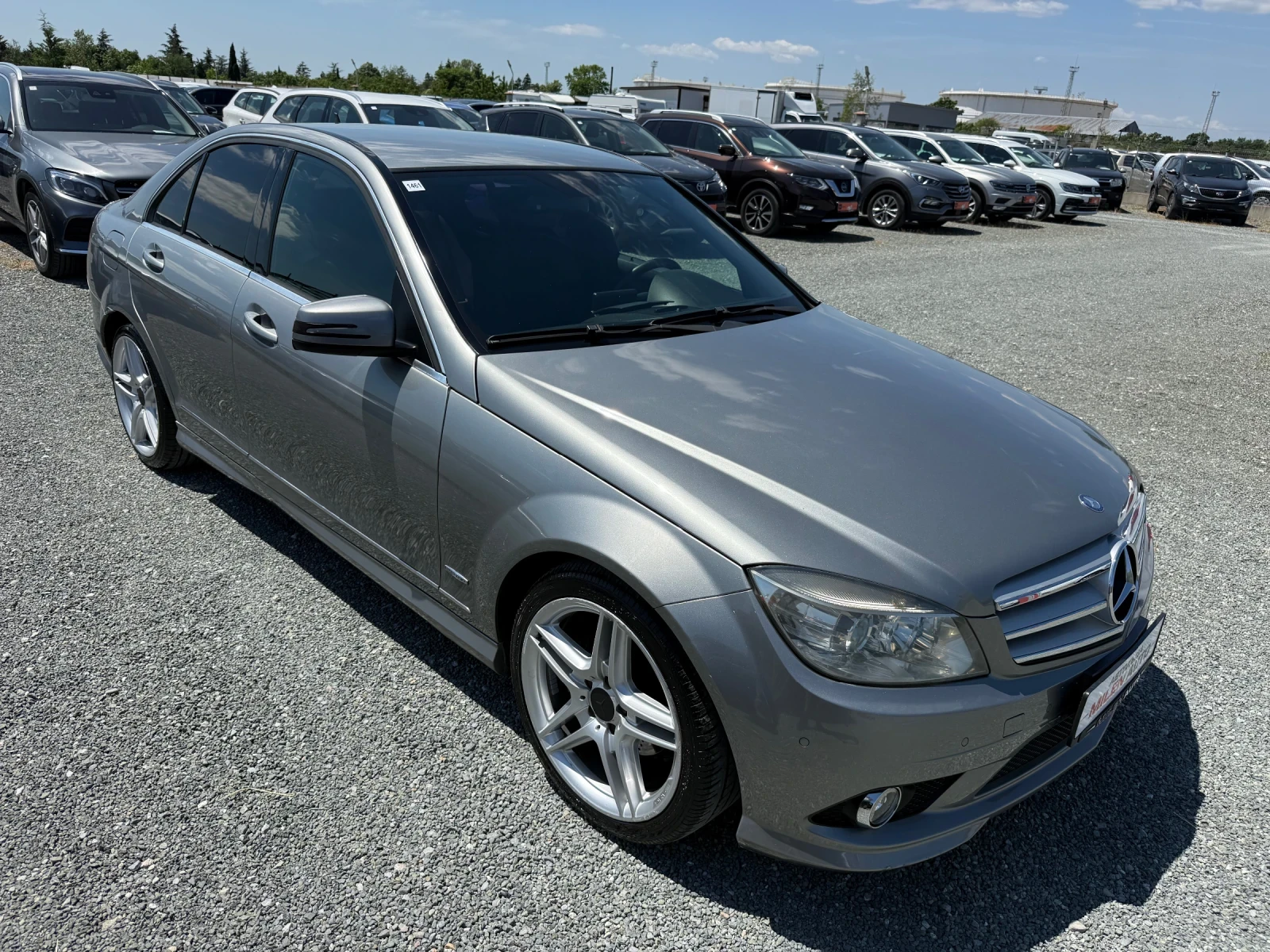 Mercedes-Benz C 220 (KATO НОВА)^(AMG), снимка 3 - Автомобили и джипове - 53799222