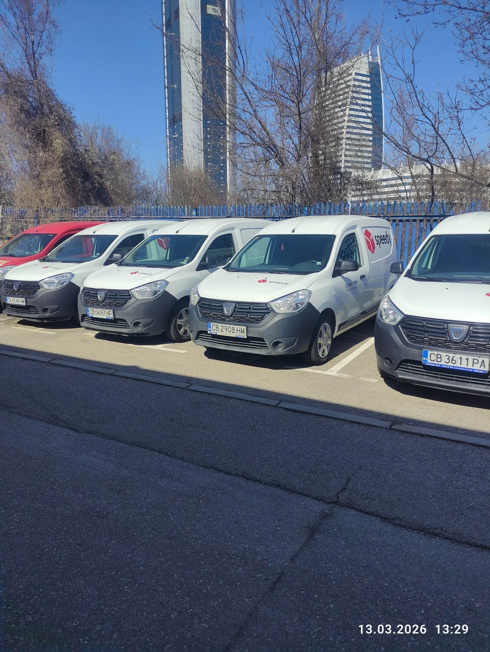 Dacia Dokker, снимка 4 - Автомобили и джипове - 53825958