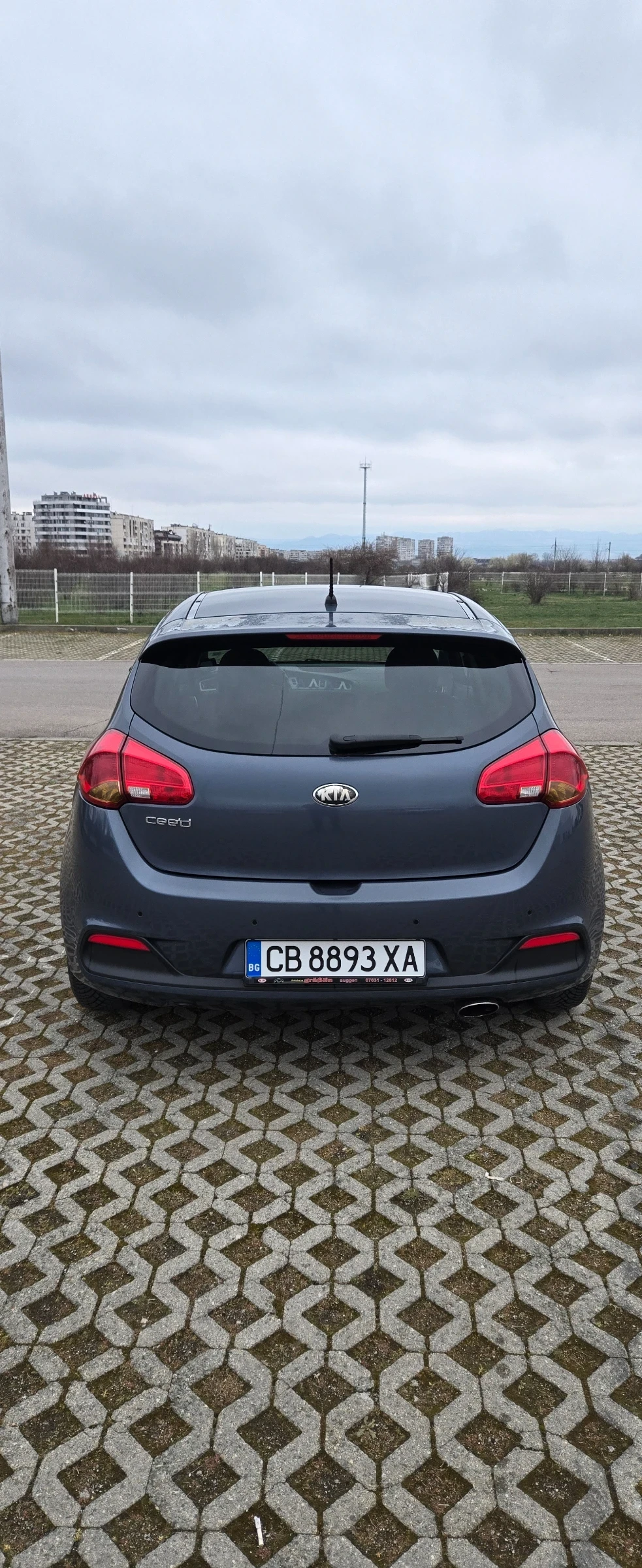 Kia Ceed, снимка 3 - Автомобили и джипове - 54263537