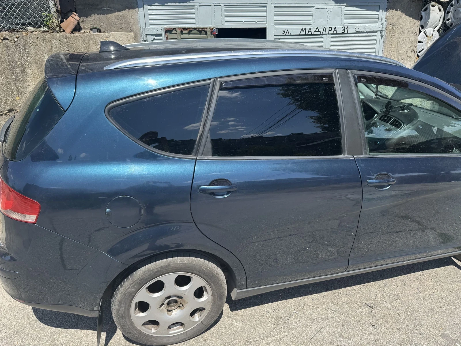 Seat Altea 1.9, снимка 7 - Автомобили и джипове - 54402742