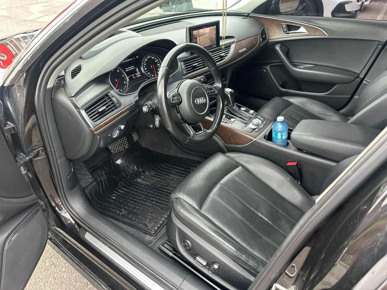 Audi A6 3.0 T * BOSE* ДИСТРОНИК* 360 КАМЕРА* ОБДУХВАНЕ* , снимка 7 - Автомобили и джипове - 54549585