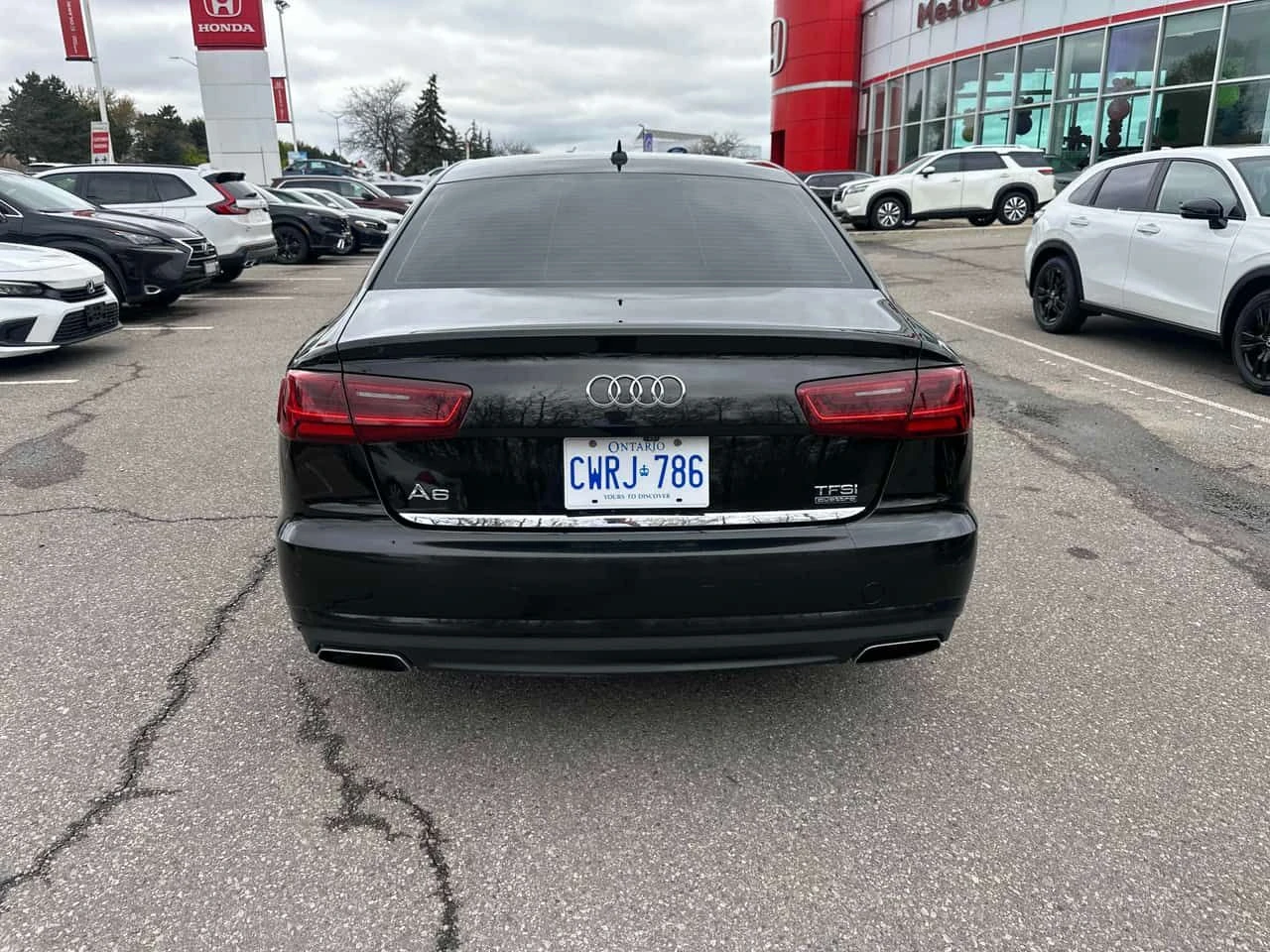 Audi A6 3.0 T * BOSE* ДИСТРОНИК* 360 КАМЕРА* ОБДУХВАНЕ* , снимка 5 - Автомобили и джипове - 54549585