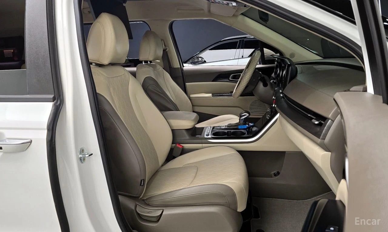 Kia Carnival ГАЗ+ БЕНЗИН* КОЖА* ПОДГРЕВ* ОБДУХВ* МОНИТОРИ* ДИСТ, снимка 10 - Автомобили и джипове - 54577226