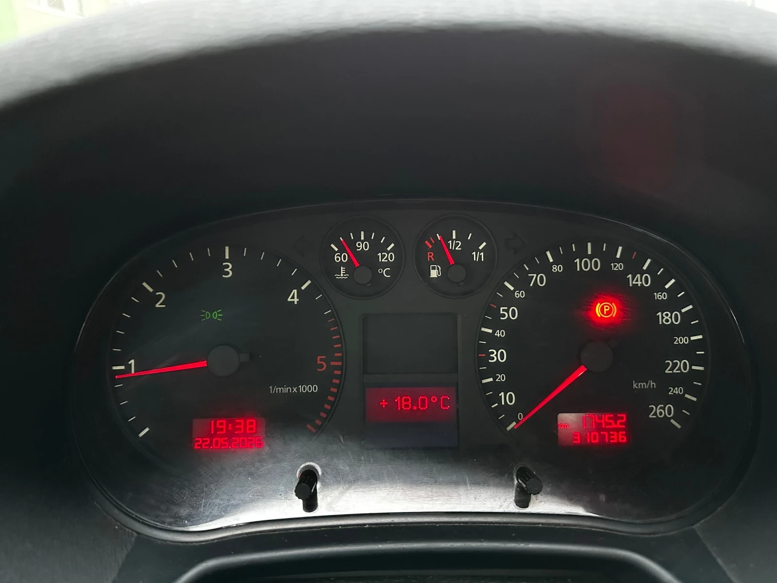 Audi A3 1.9 tdi 110кс, снимка 14 - Автомобили и джипове - 54646055
