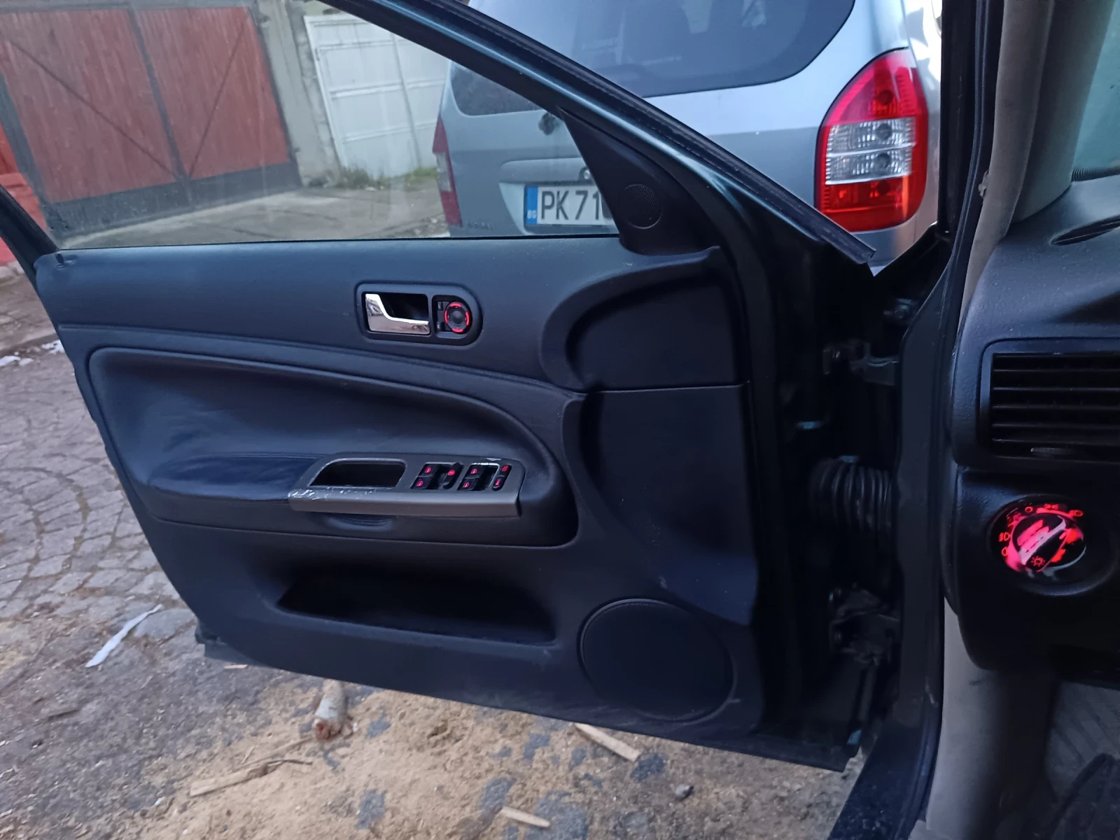 VW Passat, снимка 9 - Автомобили и джипове - 54909525