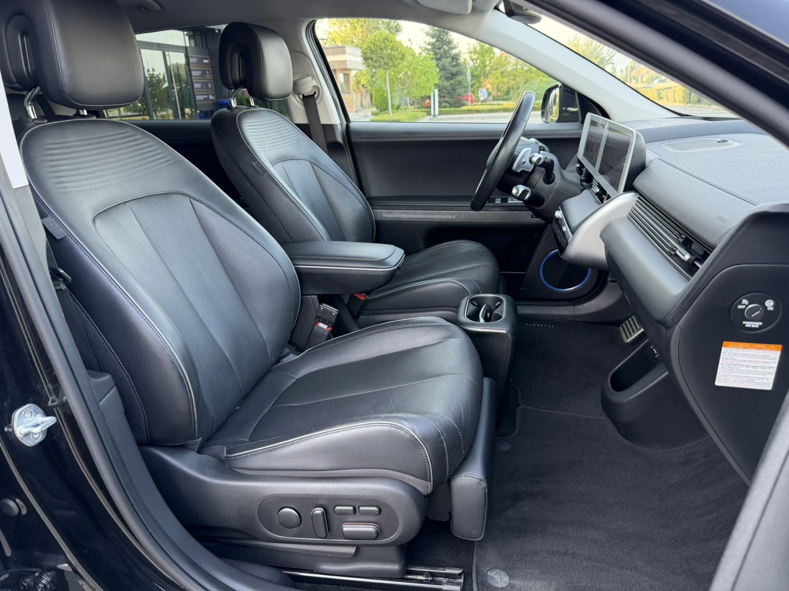 Hyundai Ioniq 5 UNIQ/4х4/72.6KW/360камери/SOH100%/LONGRANGE, снимка 11 - Автомобили и джипове - 55339746