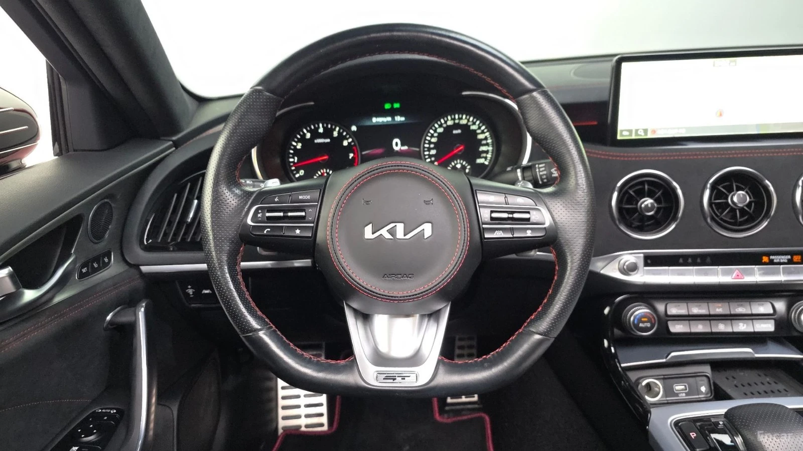 Kia Stinger Meister* 3.3T* GT* AWD* Acro Edition* FULL* , снимка 14 - Автомобили и джипове - 55465977