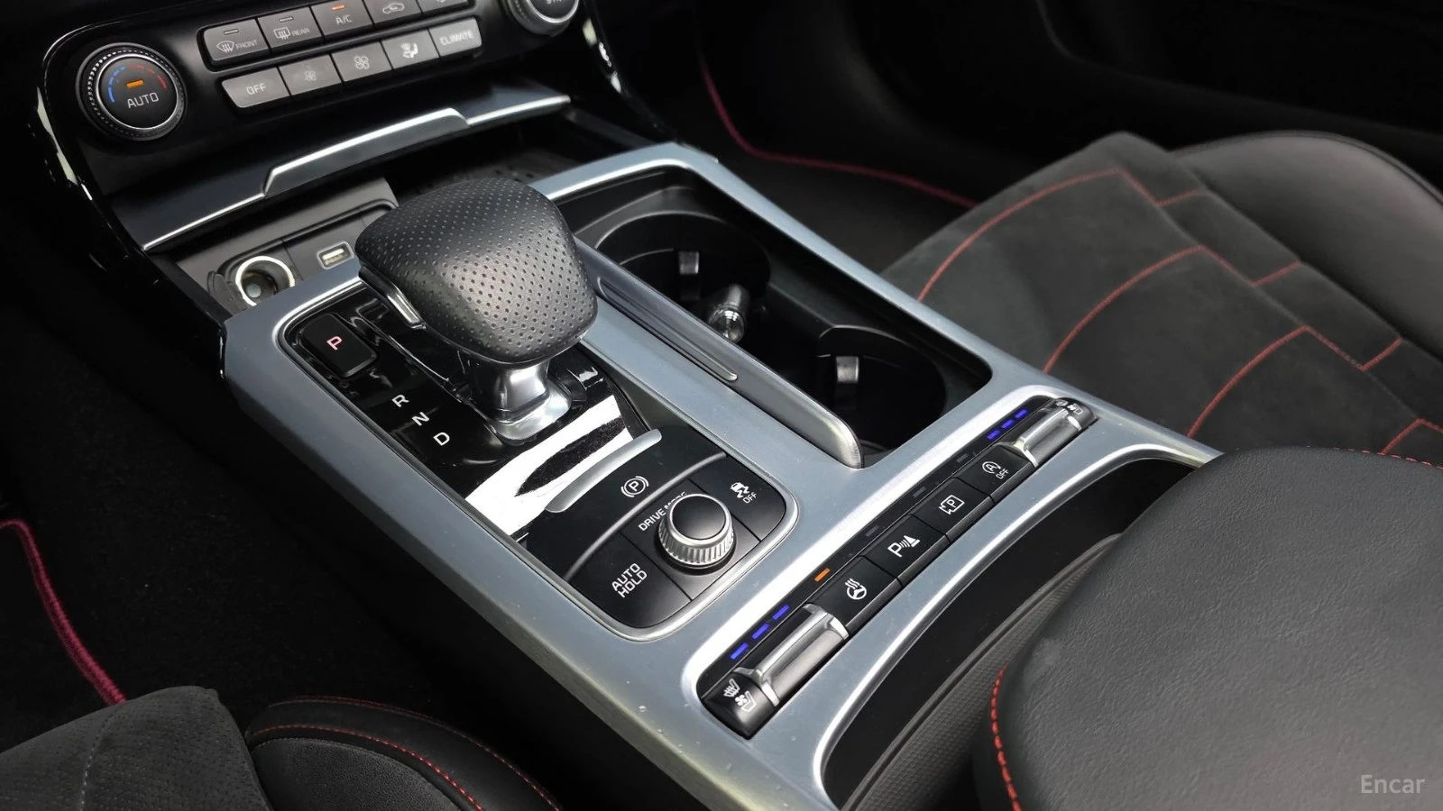 Kia Stinger Meister* 3.3T* GT* AWD* Acro Edition* FULL* , снимка 9 - Автомобили и джипове - 55465977